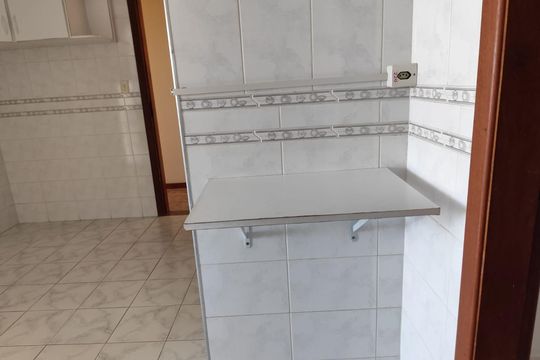 Cozinha de apartamento para alugar com 3 quartos, 99m² em Parque Residencial Aquarius, São José dos Campos