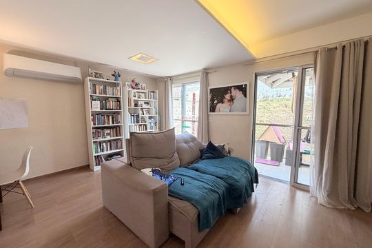Sala de casa de condomínio à venda com 3 quartos, 87m² em Engordadouro, Jundiaí