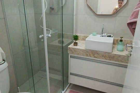 Banheiro de apartamento para alugar com 1 quarto, 25m² em Jardim São Paulo, São Paulo