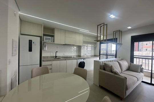 Sala de apartamento à venda com 1 quarto, 43m² em Empresarial 18 do Forte, Barueri