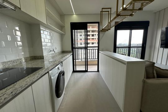Cozinha de apartamento para alugar com 1 quarto, 43m² em Empresarial 18 do Forte, Barueri