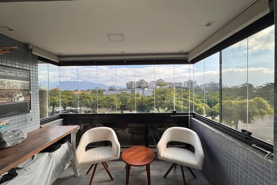 Varanda de apartamento à venda com 3 quartos, 92m² em Barra da Tijuca, Rio de Janeiro