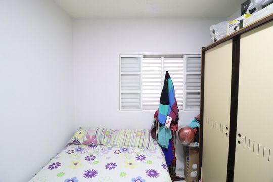 Quarto 3 de apartamento para alugar com 3 quartos, 69m² em Santa Mônica, Uberlândia