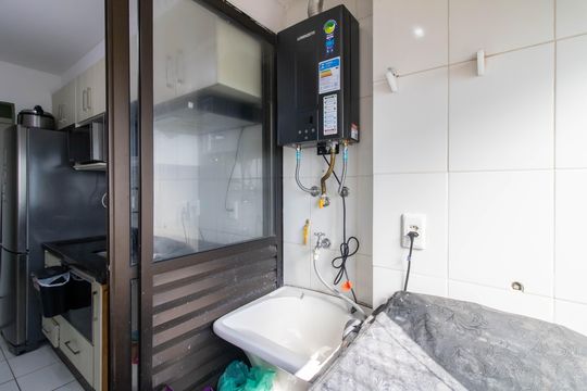Area de Serviço de apartamento à venda com 2 quartos, 46m² em Portal dos Gramados, Guarulhos