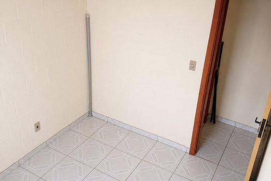Quarto 2 de apartamento à venda com 2 quartos, 39m² em Olaria, Canoas