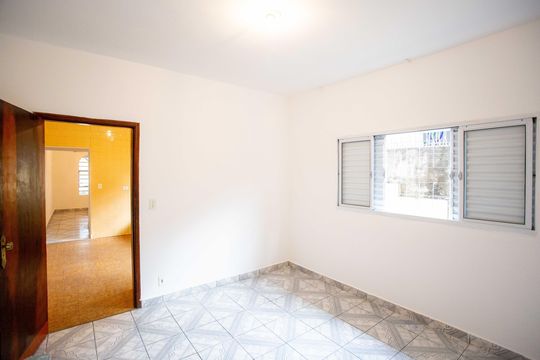 Quarto de casa para alugar com 1 quarto, 80m² em Centro, Diadema