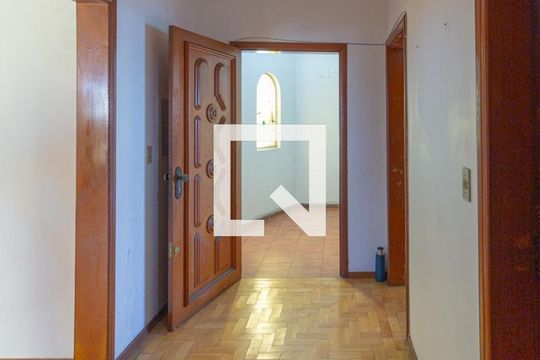 Casa para alugar com 4 quartos, 300m² em Estância Velha, Canoas