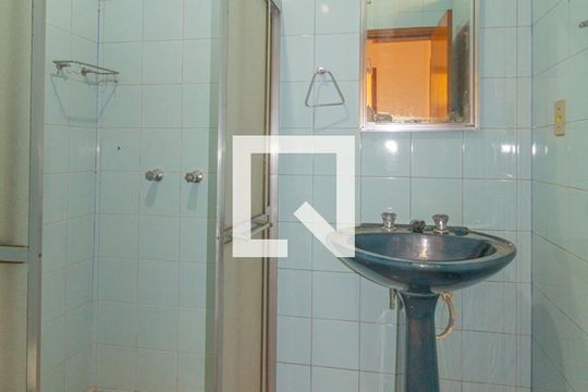 Casa para alugar com 4 quartos, 300m² em Estância Velha, Canoas