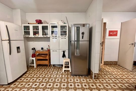 Cozinha de apartamento à venda com 6 quartos, 380m² em Copacabana, Rio de Janeiro