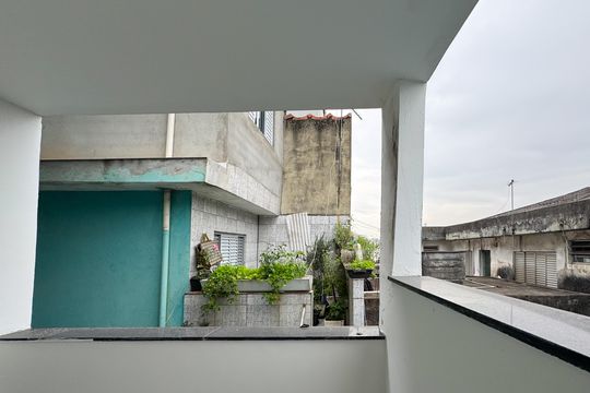 Vista da suíte de apartamento para alugar com 1 quarto, 54m² em Jardim Silvina, São Bernardo do Campo