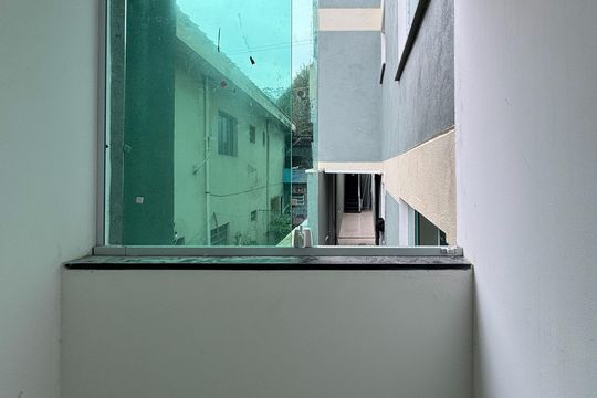 Closet da suíte de apartamento para alugar com 1 quarto, 54m² em Jardim Silvina, São Bernardo do Campo
