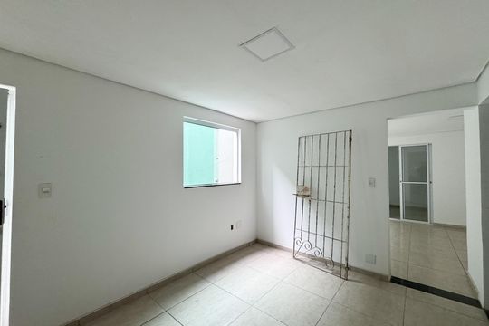 Cozinha de apartamento para alugar com 1 quarto, 54m² em Jardim Silvina, São Bernardo do Campo