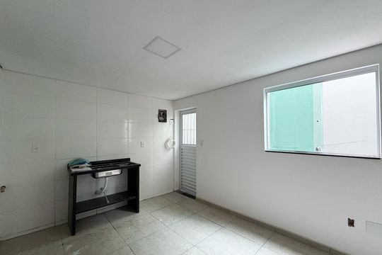 Cozinha de apartamento para alugar com 1 quarto, 54m² em Jardim Silvina, São Bernardo do Campo