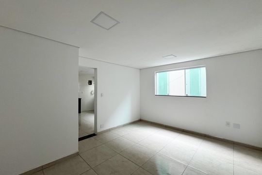 Sala de apartamento para alugar com 1 quarto, 54m² em Jardim Silvina, São Bernardo do Campo