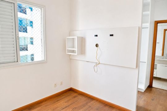 Apartamento para alugar com 3 quartos, 122m² em Tamboré, Santana de Parnaíba