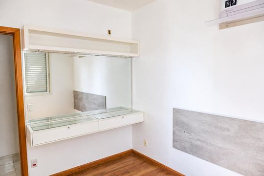 Apartamento para alugar com 3 quartos, 122m² em Tamboré, Santana de Parnaíba