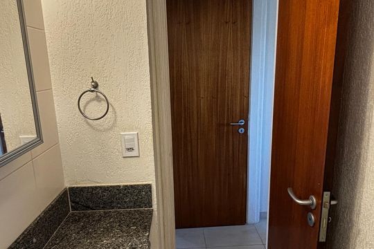 Banheiro da Suíte 2 de apartamento à venda com 2 quartos, 67m² em Vila Boa Vista, Santo André