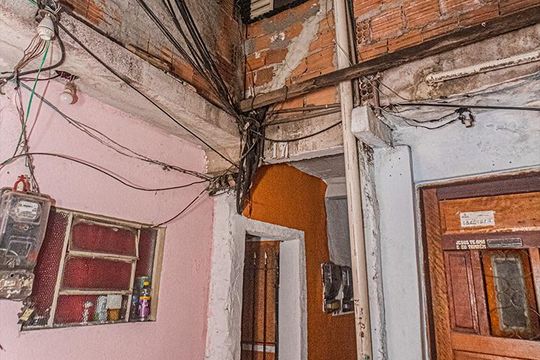 Fachada de casa à venda com 1 quarto, 78m² em Vila Heliopolis, São Paulo