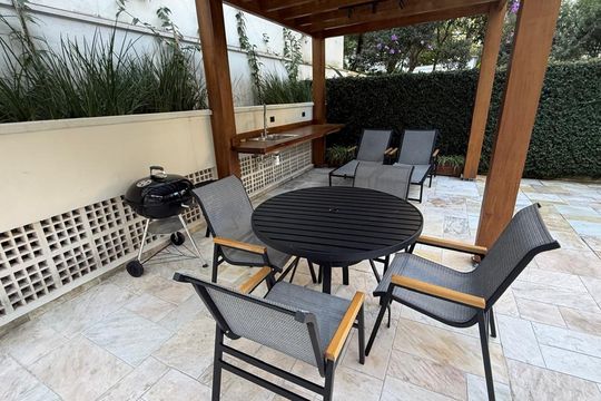 Área externa de apartamento à venda com 4 quartos, 207m² em Jardim Vitoria Regia (Zona Oeste), São Paulo