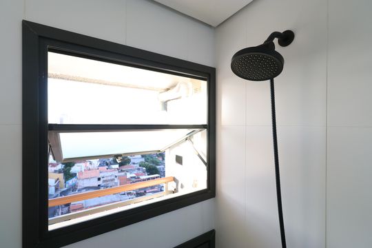 Banheiro de apartamento para alugar com 1 quarto, 27m² em Perdizes, São Paulo