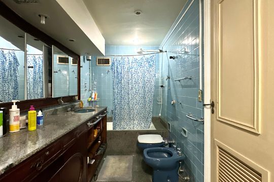 Apartamento à venda com 4 quartos, 170m² em Copacabana, Rio de Janeiro