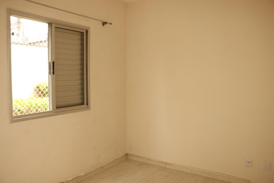 Quarto 2 de apartamento à venda com 2 quartos, 49m² em Vila Antonieta, São Paulo