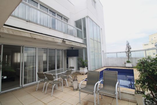 Área externa de apartamento para alugar com 3 quartos, 304m² em Vila Sofia, São Paulo