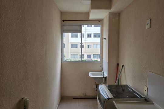 Cozinha e Área de Serviço de apartamento para alugar com 2 quartos, 46m² em Jardim Iv Centenario, Guarulhos