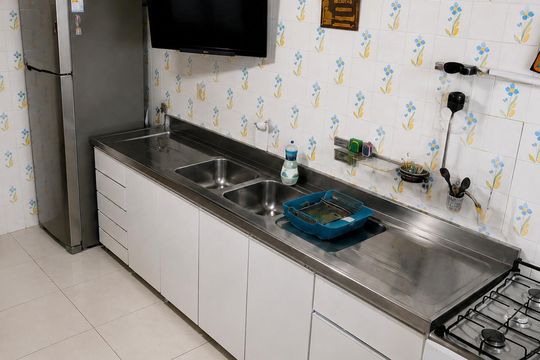 Cozinha de casa à venda com 3 quartos, 200m² em Jardim do Salso, Porto Alegre