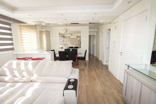 Sala de apartamento para alugar com 2 quartos, 69m² em Passo D’areia, Porto Alegre