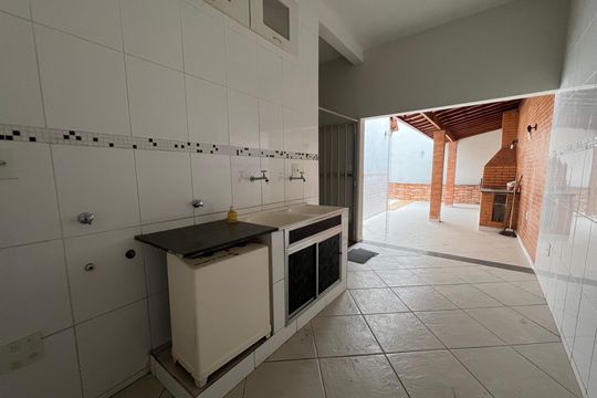 Área de Serviço de casa para alugar com 5 quartos, 500m² em Centro, Juiz de Fora