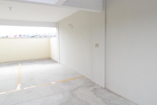 Garagem de apartamento para alugar com 2 quartos, 80m² em Parque Oratório, Santo André
