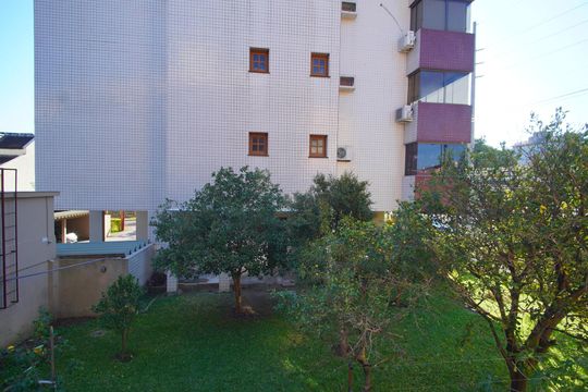 Suíte - Vista de apartamento para alugar com 2 quartos, 69m² em Jardim Itu, Porto Alegre