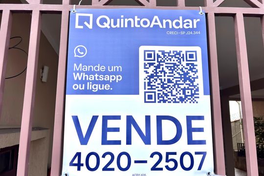 Fachada  de casa à venda com 4 quartos, 120m² em Vila Libanesa, São Paulo