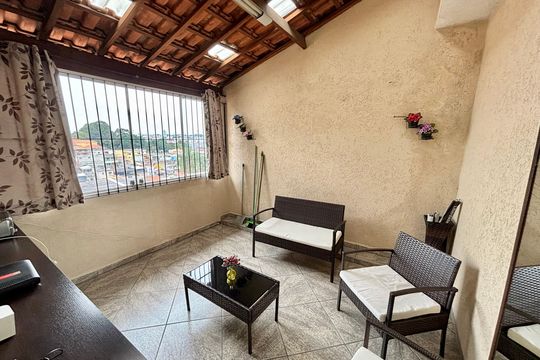 Área comum de casa à venda com 4 quartos, 120m² em Vila Libanesa, São Paulo