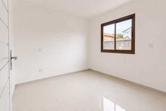 Casa de Condomínio para alugar com 2 quartos, 42m² em Novo Mundo, Gravataí
