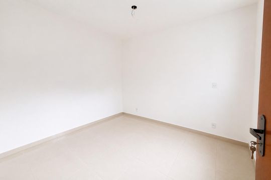 Casa de Condomínio para alugar com 2 quartos, 42m² em Novo Mundo, Gravataí