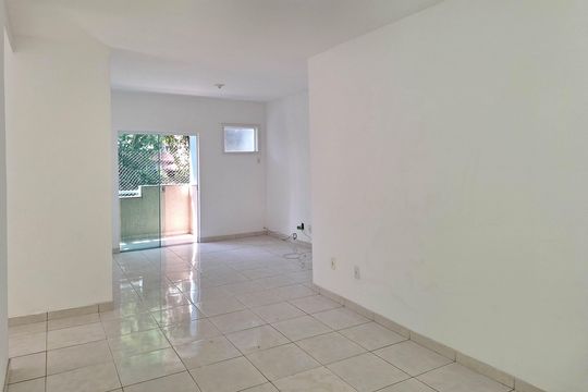 Sala de apartamento para alugar com 3 quartos, 130m² em Piratininga, Niterói