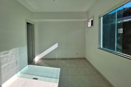 Suíte 1 de apartamento para alugar com 3 quartos, 130m² em Piratininga, Niterói