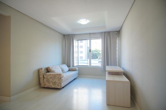 Sala de apartamento para alugar com 2 quartos, 66m² em Petrópolis, Porto Alegre