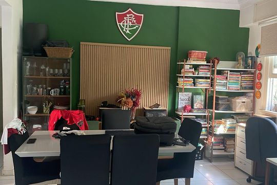 Sala de apartamento à venda com 3 quartos, 110m² em Laranjeiras, Rio de Janeiro
