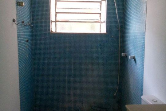 Banheiro de apartamento à venda com 3 quartos, 110m² em Laranjeiras, Rio de Janeiro