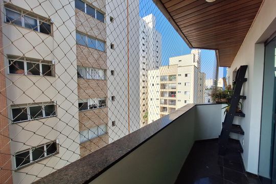 Sacada de apartamento à venda com 3 quartos, 156m² em Jardim Bela Vista, Santo André