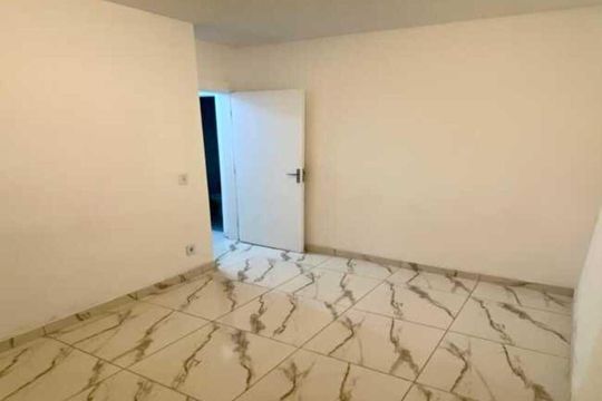 Apartamento para alugar com 2 quartos, 32m² em Vila Carmosina, São Paulo