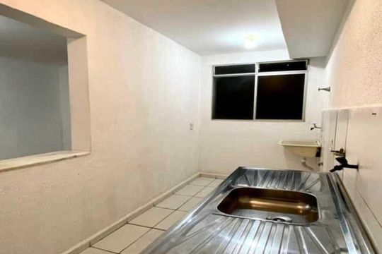Apartamento para alugar com 2 quartos, 32m² em Vila Carmosina, São Paulo