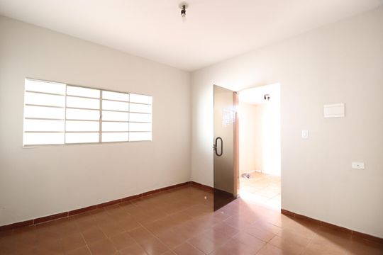 Casa para alugar com 3 quartos, 120m² em Santa Mônica, Uberlândia