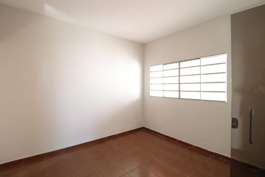 Sala de casa para alugar com 3 quartos, 120m² em Santa Mônica, Uberlândia