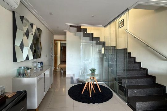 Sala de casa à venda com 3 quartos, 232m² em Vila Comercial, São Paulo