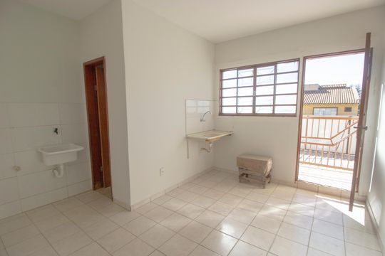 Apartamento para alugar com 1 quarto, 28m² em Qe 19, Brasília