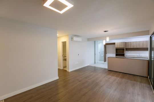 SALA DOIS AMBIENTES de apartamento à venda com 3 quartos, 125m² em Jardim Belo Horizonte, Campinas